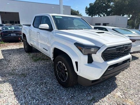Used 2026 Toyota Tacoma TRD Sport AWD/4WD image 9