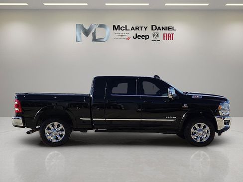 Used 2024 RAM 2500 Limited image 6