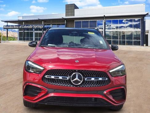 Used 2025 Mercedes-Benz GLA 250 4MATIC image 2