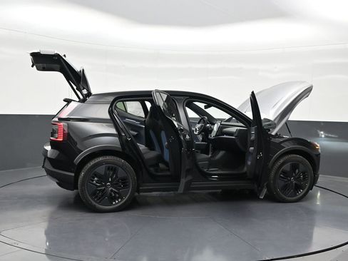 New 2026 Volvo EX30 Cross Country Ultra AWD/4WD image 29