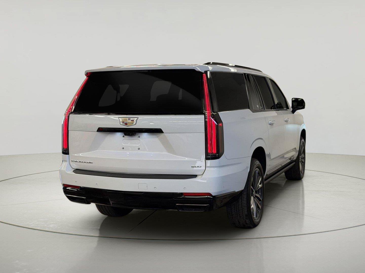 Used 2026 Cadillac Escalade ESV Sport AWD/4WD image 9