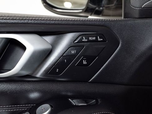 Used 2019 BMW X7 xDrive40i w/ Premium Package image 11