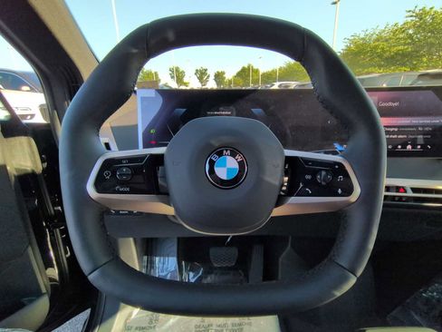 New 2026 BMW iX xDrive60 w/ Premium Package AWD/4WD image 24