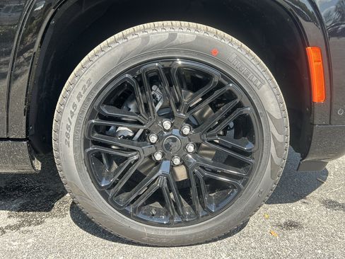 New 2026 Jeep Grand Wagoneer Limited image 10