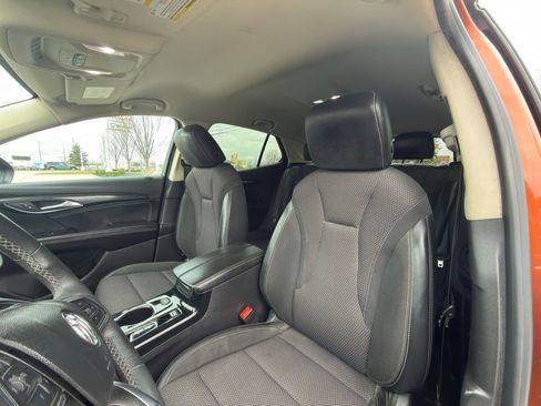 Used 2021 Buick Envision Preferred image 16