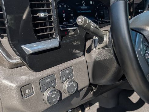 Used 2023 Chevrolet Silverado 1500 LT AWD/4WD image 12
