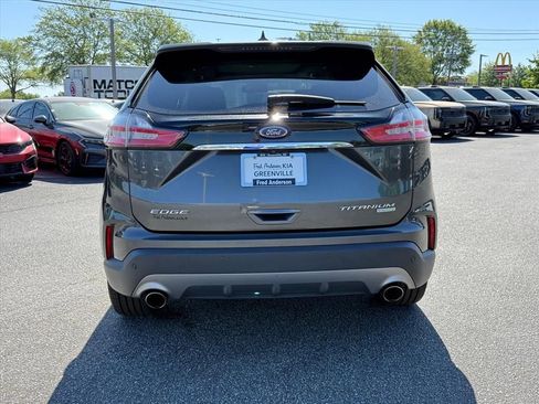 Used 2020 Ford Edge Titanium image 4