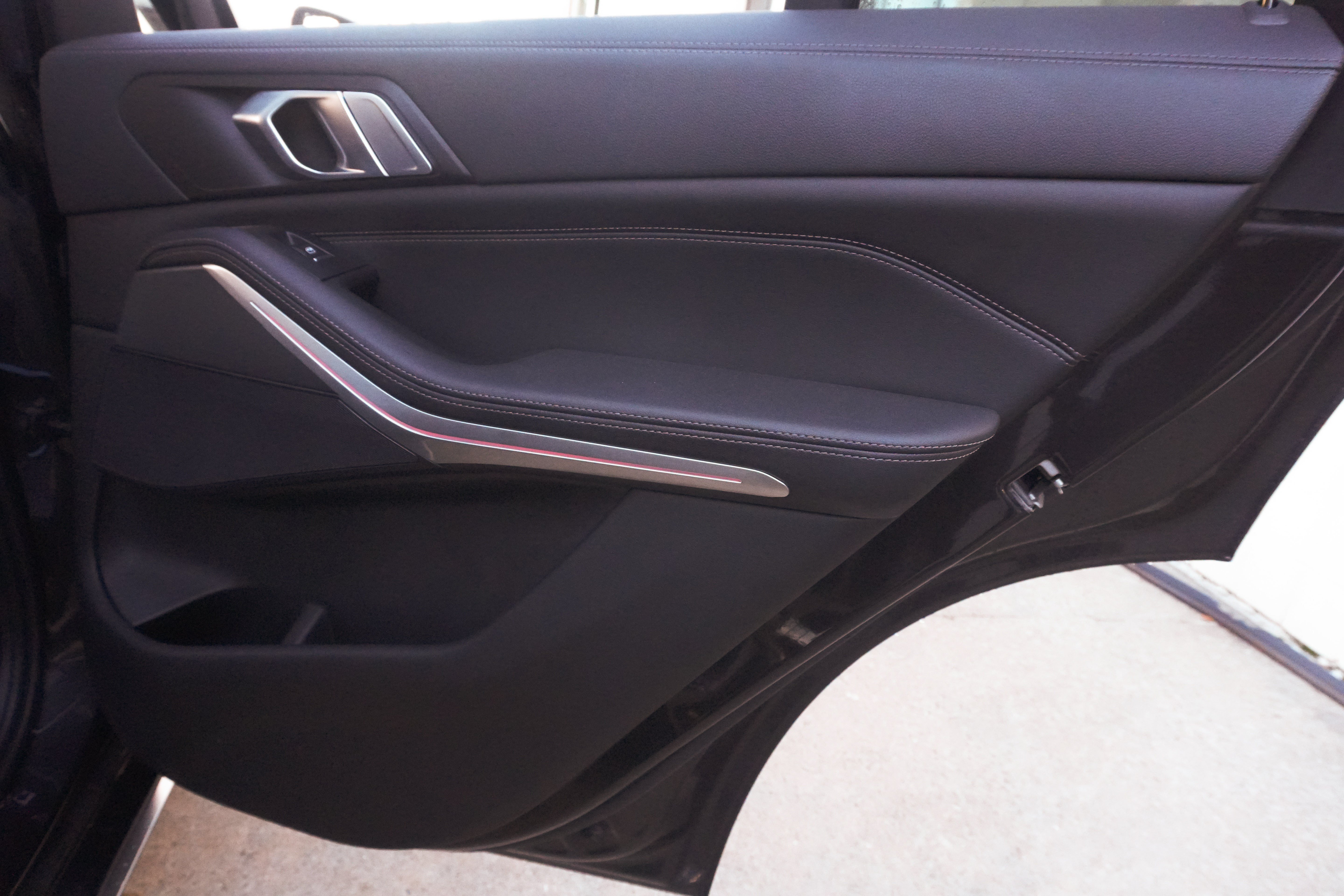 Certified 2023 BMW X5 sDrive40i w/ Premium Package RWD image 30
