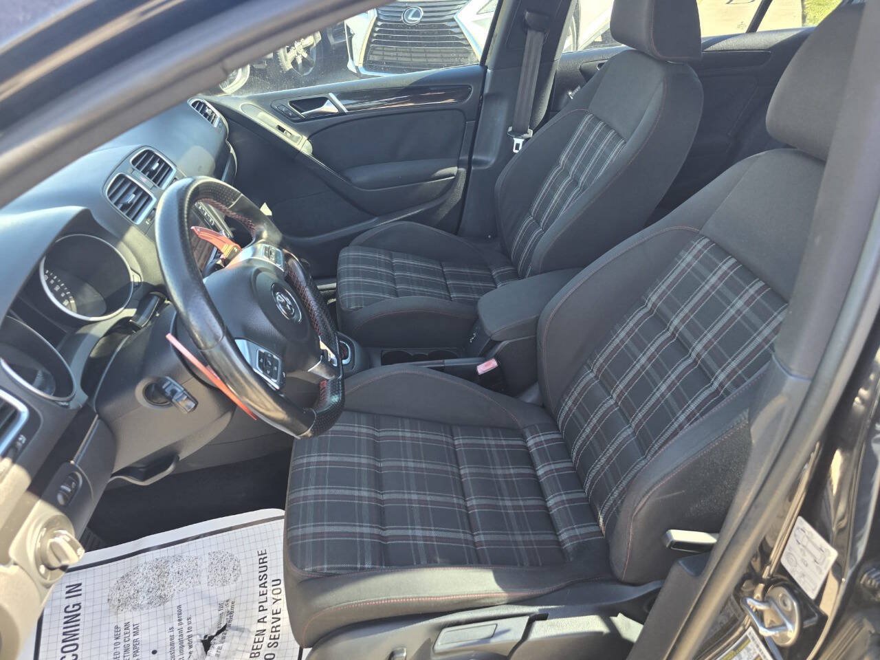 Used 2013 Volkswagen Golf 4-Door FWD image 14