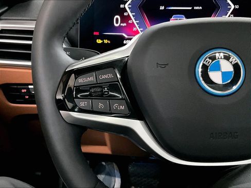 Used 2025 BMW i4 eDrive40 w/ Premium Package RWD image 20