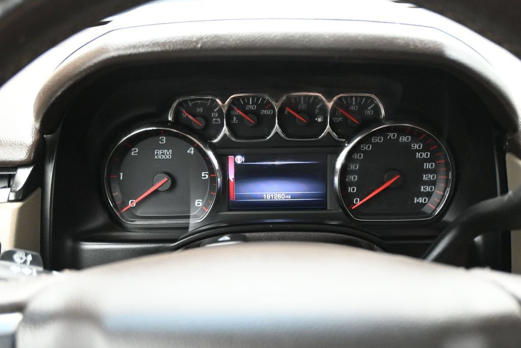 Used 2016 GMC Yukon XL SLT w/ Open Road Package AWD/4WD image 17