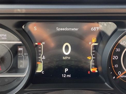 New 2025 Jeep Gladiator Rubicon image 41