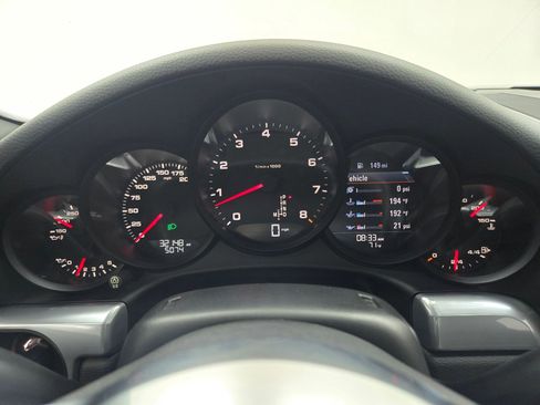 Used 2017 Porsche 911 Carrera image 19