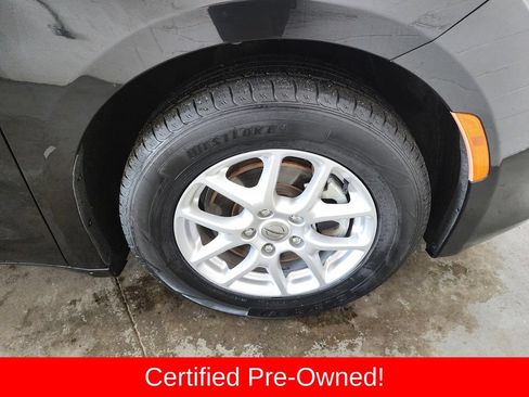 Certified 2022 Chrysler Voyager LX FWD image 39