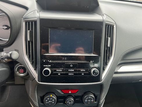 Used 2023 Subaru Forester Premium image 21