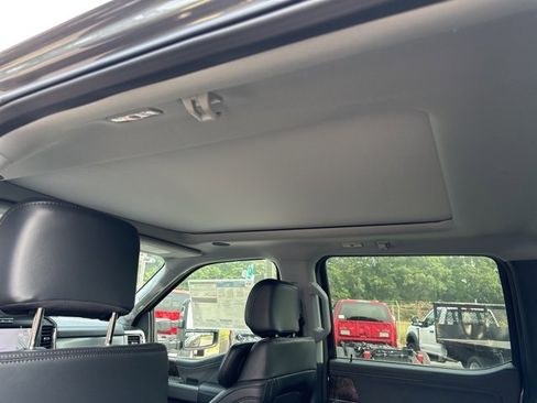 New 2025 Ford F350 Lariat w/ Lariat Ultimate Package image 19