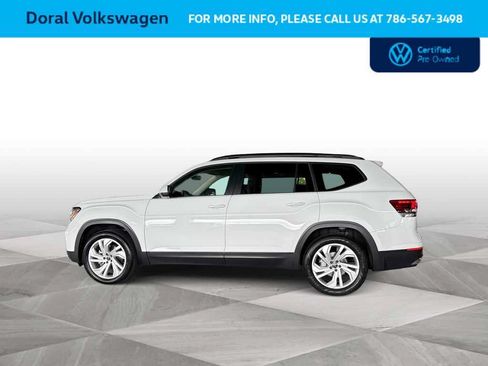 Used 2023 Volkswagen Atlas SE w/ Panoramic Sunroof Package FWD image 5