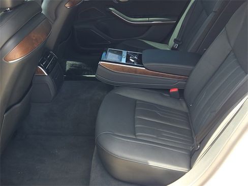 Used 2021 Audi A8 L 3.0T w/ Luxury Package image 14