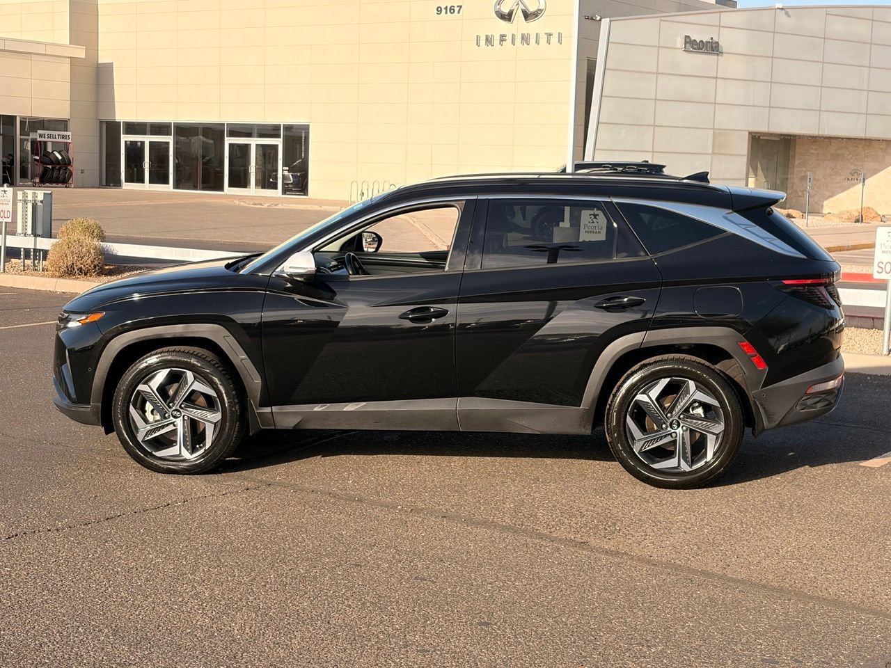 Used 2022 Hyundai Tucson Limited AWD/4WD image 3