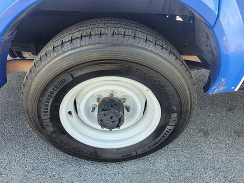 Used 2023 Ford E-350 and Econoline 350 Super Duty w/ Power Windows & Locks Group image 14