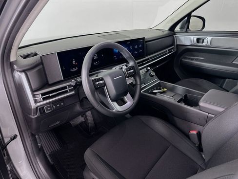 Certified 2026 Hyundai Santa Fe SE FWD image 9