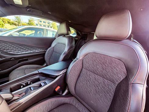 Used 2025 Dodge Charger Daytona R/T w/ Quick Order Package 25M R/T image 10