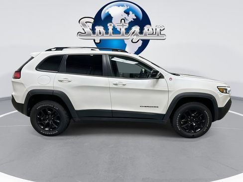 Used 2022 Jeep Cherokee Trailhawk w/ Comfort/Convenience Group image 10