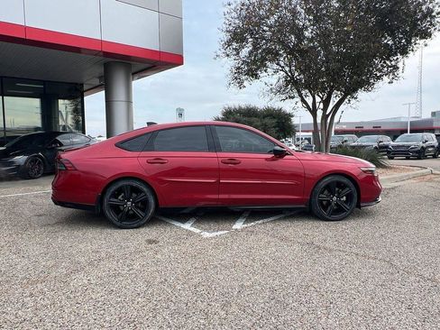 Used 2023 Honda Accord Sport image 6