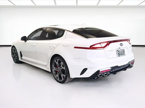 Used 2018 Kia Stinger GT1 image 6