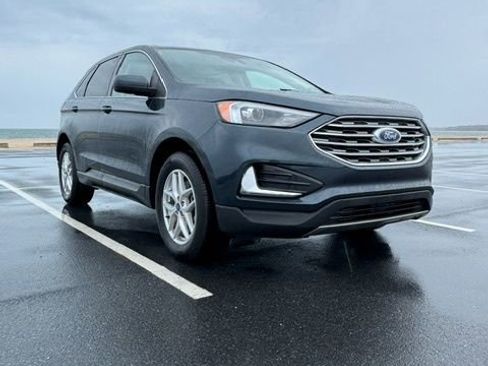 Used 2022 Ford Edge SEL image 3