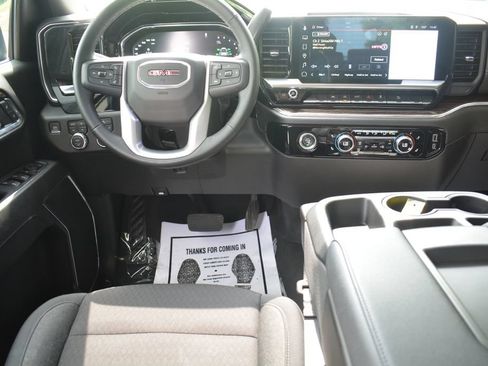 Used 2024 GMC Sierra 1500 Elevation w/ X31 Off-Road Package AWD/4WD image 3