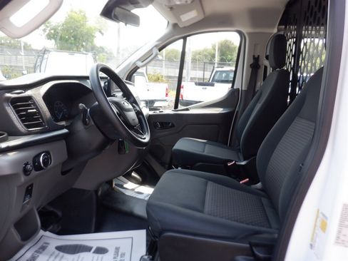Used 2025 Ford Transit 250 Low Roof w/ Exterior Upgrade Package RWD image 13