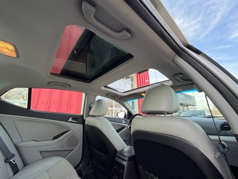 Used 2013 Kia Optima EX w/ Premium Pkg image 21