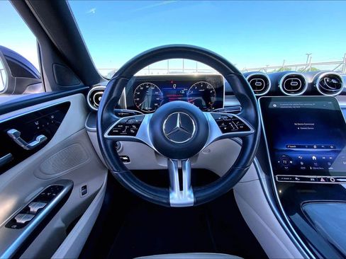 Used 2025 Mercedes-Benz C 300 Sedan image 6
