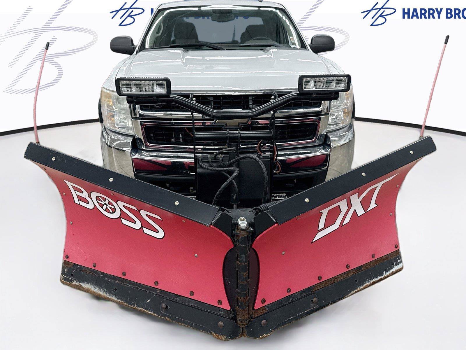 Used 2009 Chevrolet Silverado 2500 W/T AWD/4WD image 31