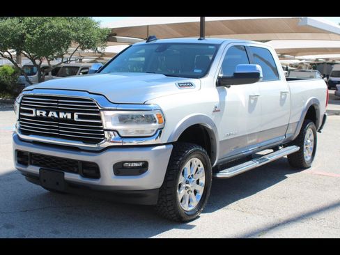 Used 2020 RAM 2500 Laramie AWD/4WD image 1