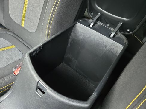 Used 2019 Hyundai Veloster Turbo R-Spec image 21