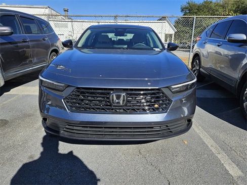 Used 2025 Honda Accord SE image 3