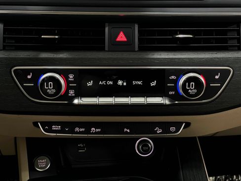 Used 2018 Audi A4 2.0T allroad Premium Plus AWD/4WD image 25