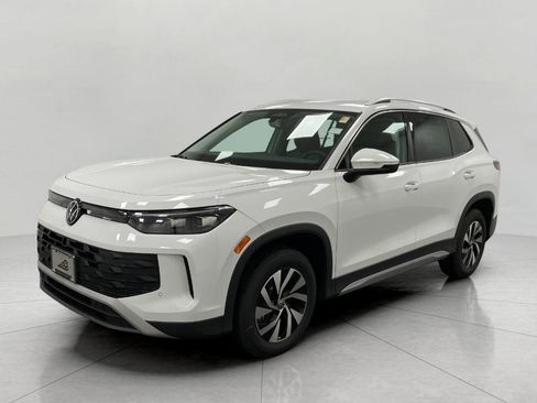 New 2025 Volkswagen Tiguan S image 8