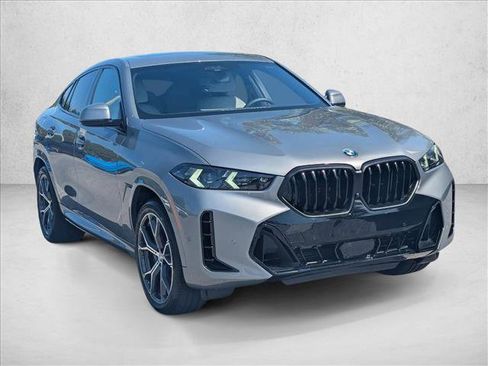 Used 2026 BMW X6 xDrive40i AWD/4WD image 3