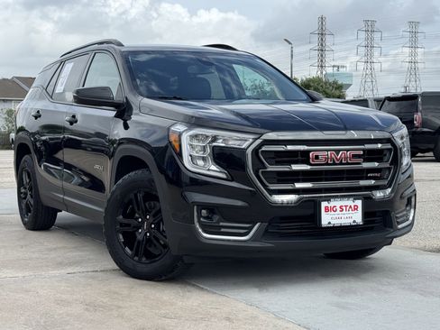 Used 2023 GMC Terrain AT4 AWD/4WD image 2