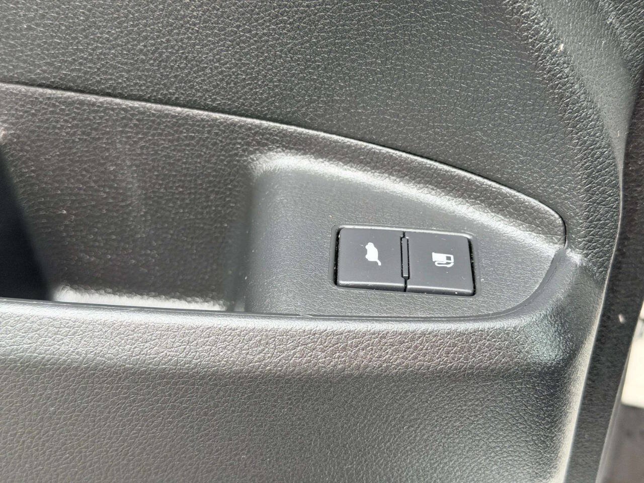 Used 2016 Honda Pilot Elite image 18