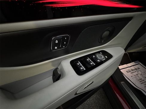 New 2026 Lincoln Nautilus Reserve w/ Jet Appearance Package image 13