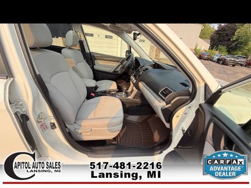 Used 2016 Subaru Forester 2.5i Premium AWD/4WD image 19