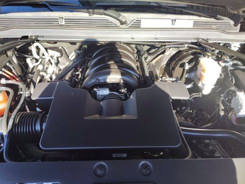 Used 2019 Cadillac Escalade Luxury image 9