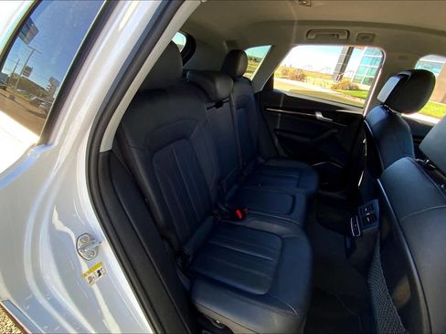 Used 2020 Audi Q5 2.0T Premium image 20