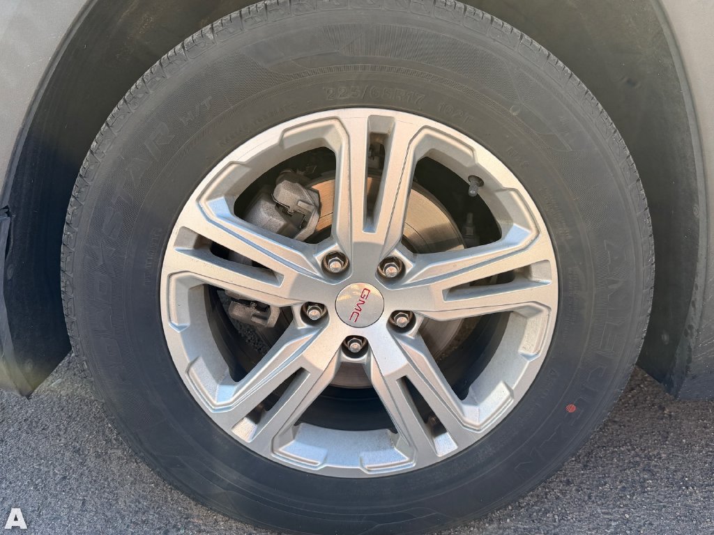 Used 2020 GMC Terrain SLE FWD image 5