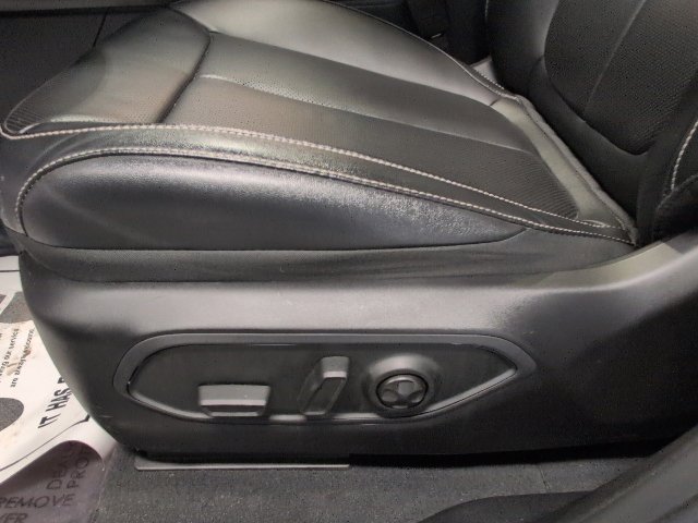 Used 2024 Jeep Grand Cherokee Limited w/ Luxury Tech Group II AWD/4WD image 13