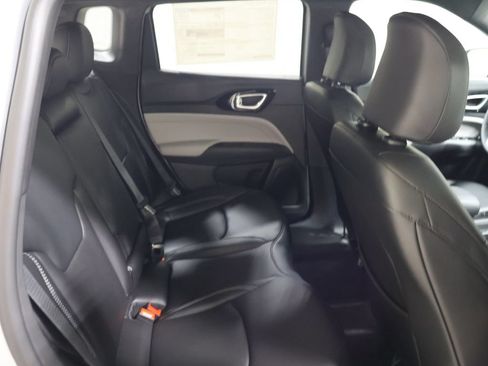 New 2026 Jeep Compass Limited AWD/4WD image 16